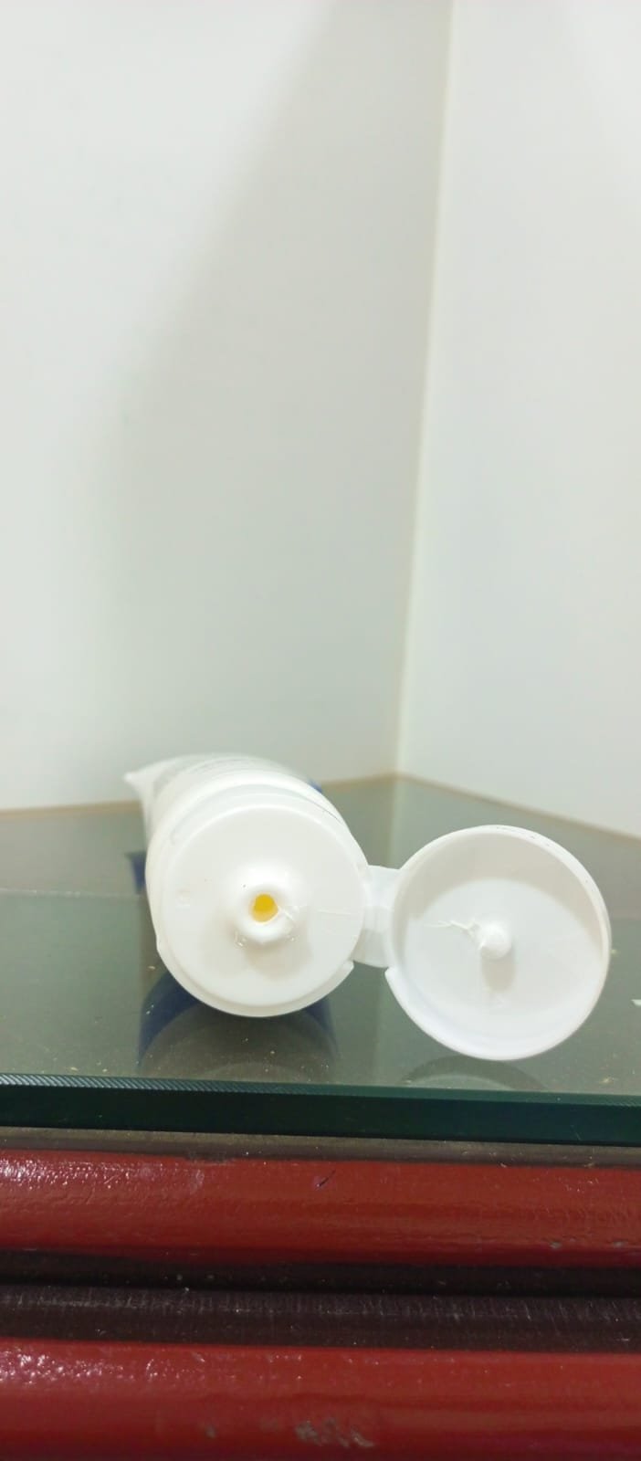 Lumora Care benefits for acne removal and glowing skin
